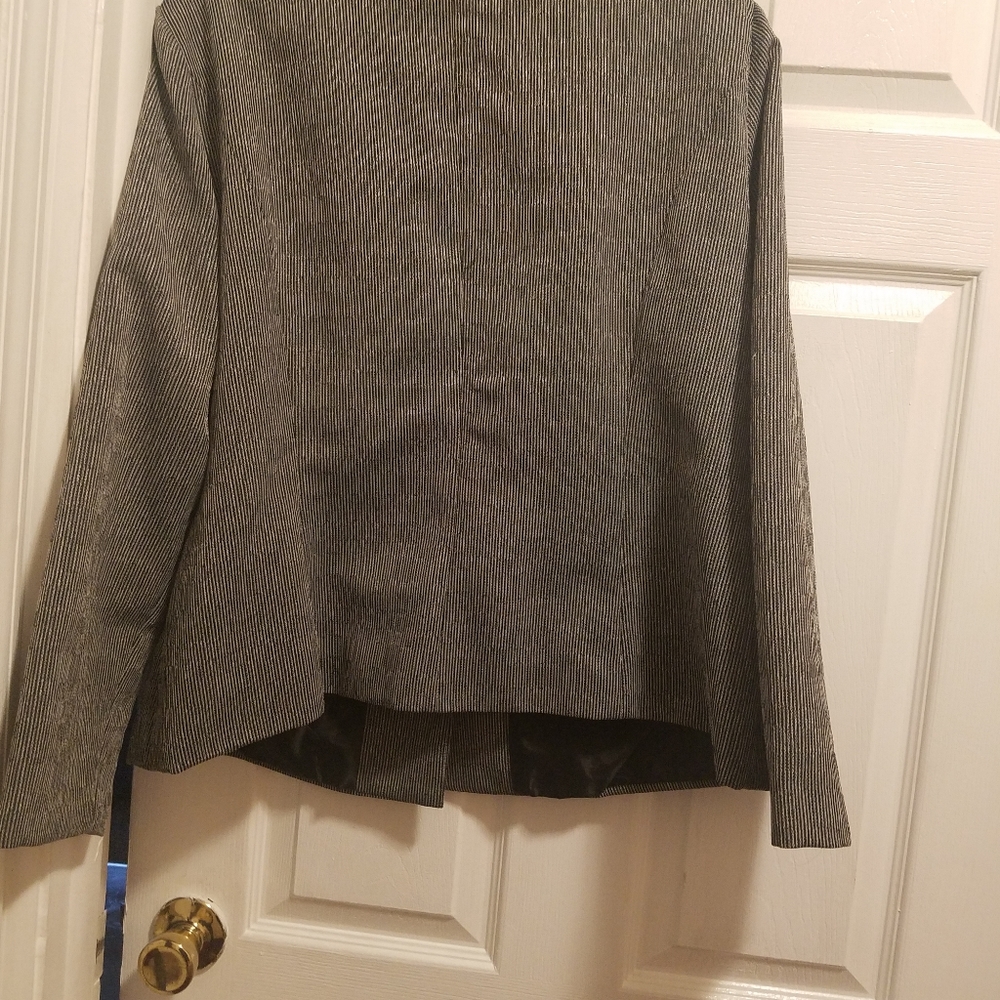 Jacket - Picture 8 of 8